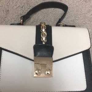 🎉SOLD🎉Crossbody bag